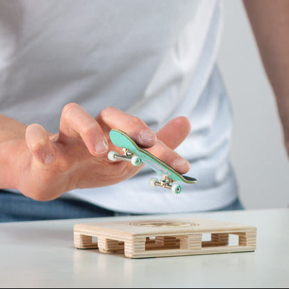 Blackriver Fingerboard Ramps - Manual Pallet