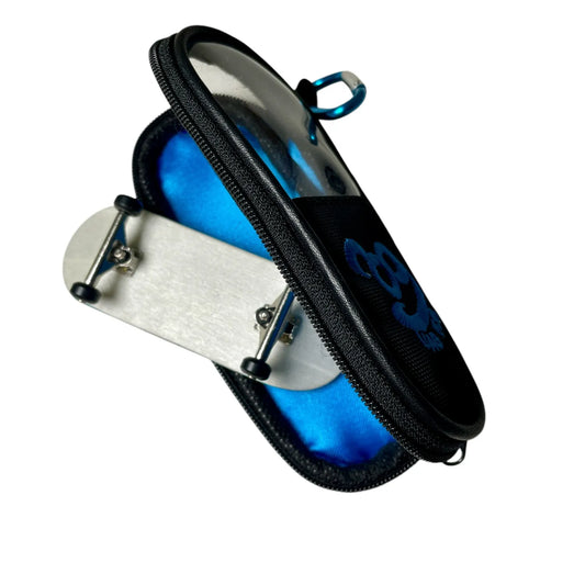 UAG Fingerboard Bag in Blue