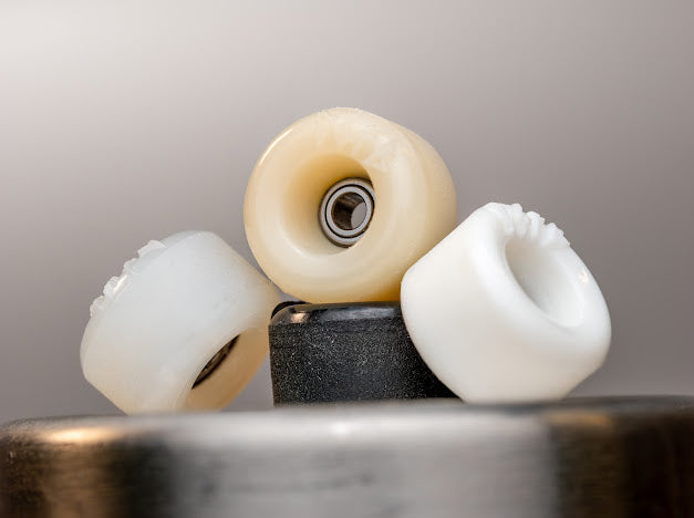 Dudeguy FB Formula Three Wheels - White 60D
