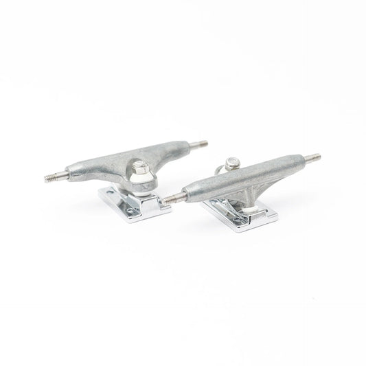 Dynamic Trucks - Special Edition 32mm Raw / Chrome Baseplate
