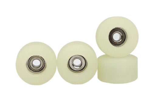 TEAK Apex Street Wheels - 61D Urethane - Ultraspin Bearings - "UV Vanilla"